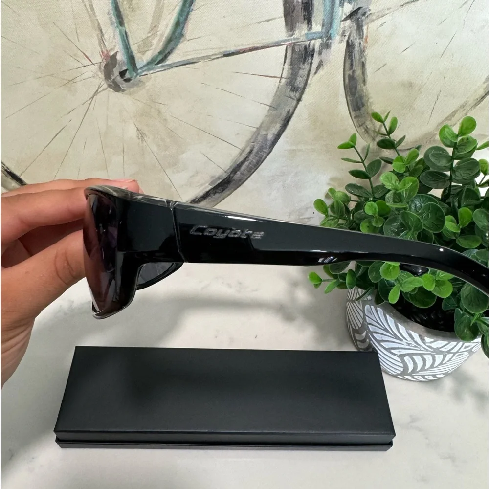 FINAL SALE✨ COYOTE blue polarized sunglasses ✨